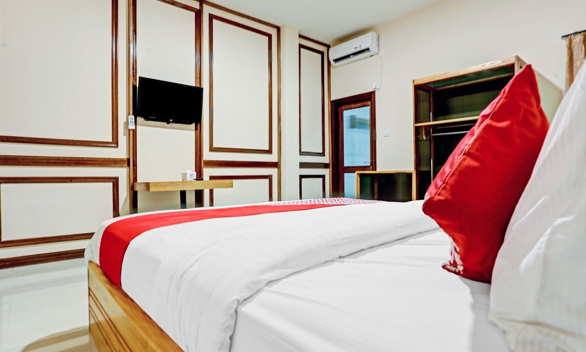 Palembang Hotel | Capital O 90428 Remington Hotel