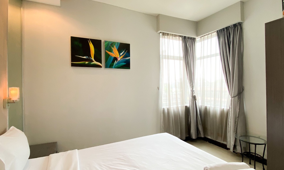Cikarang Apartment | Homey 2Br Apartment Crown Court Executive Condominium