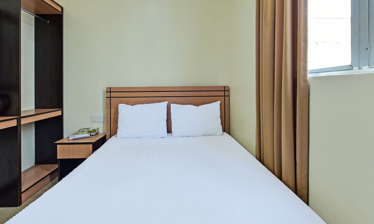Tangerang Hotel | EXPRESS O 92061 Omah Oewie Syariah