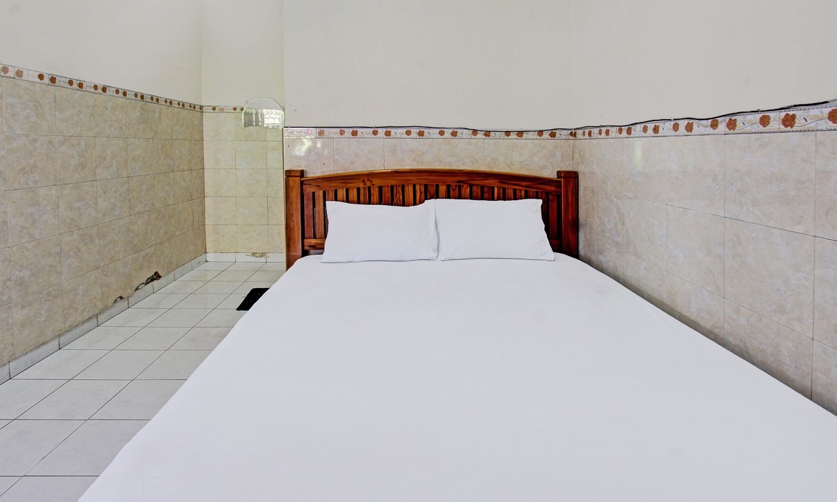 Mataram Hotel | Hotel O Astri Homestay