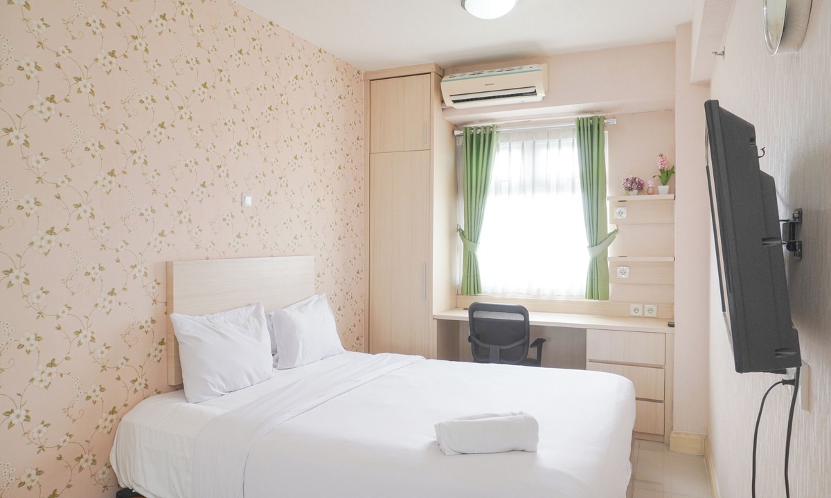 Rawasari Apartment | Good Deal 1Br Green Pramuka City Near Mall Apartment