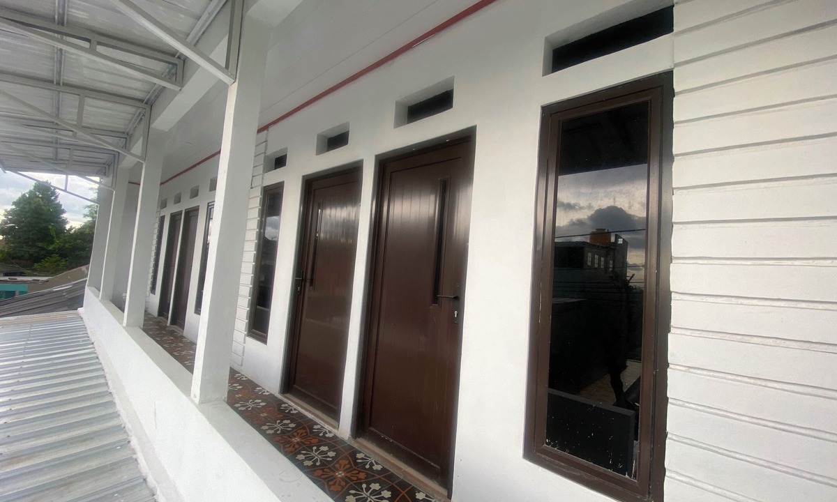 Depok Hotel | EXPRESS O 92147 Nia Residence