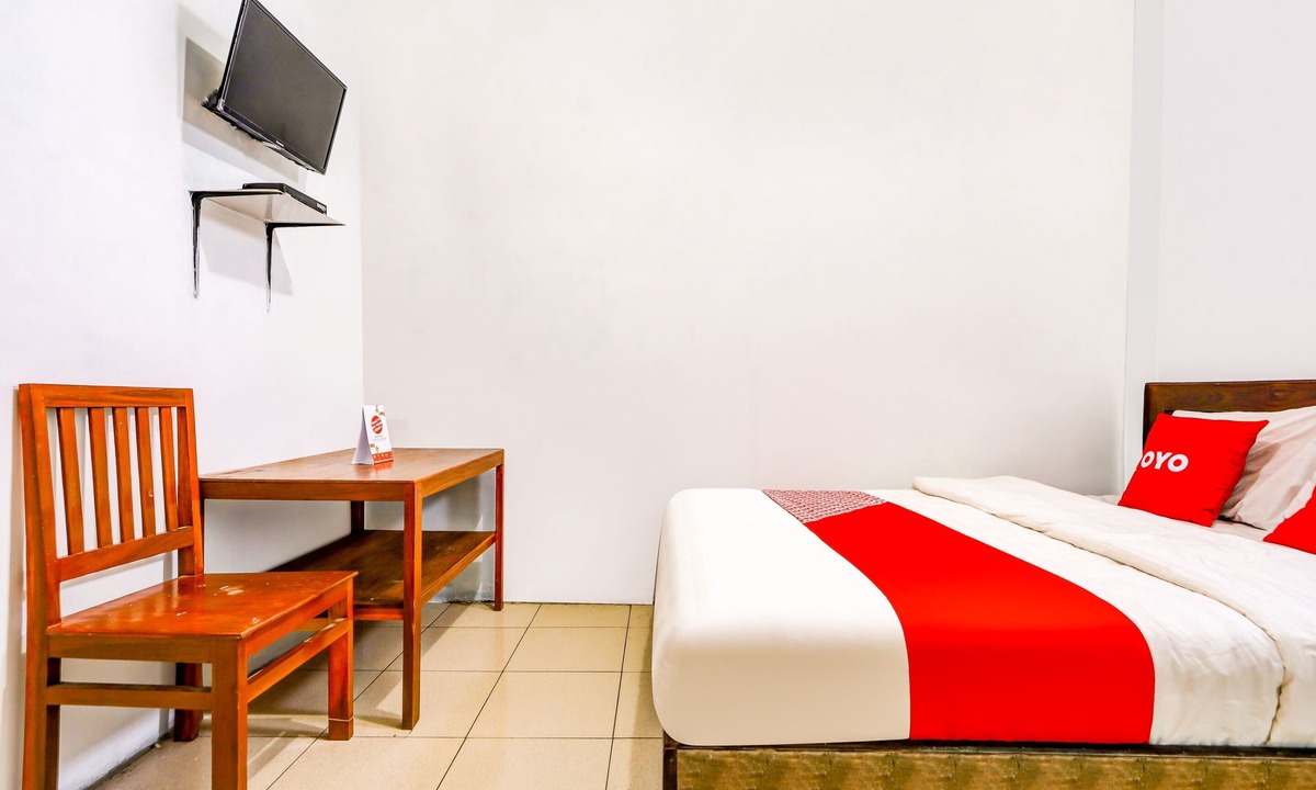 Kretek Hotel | OYO 90051 Guest House Parangtritis