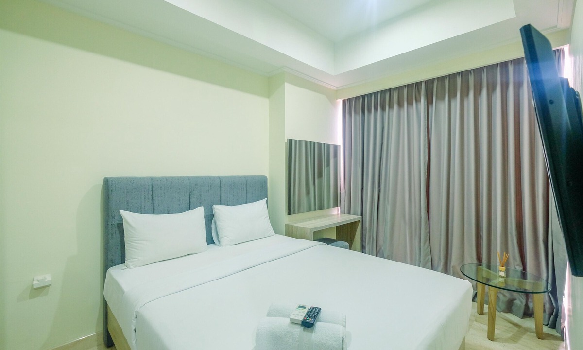Cikini Apartment | Cozy Stay @ Strategic Place 2BR Menteng Park Apartment