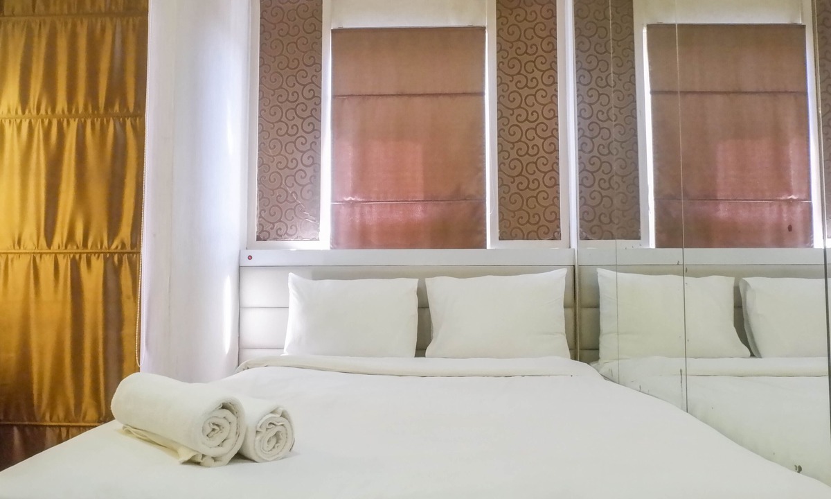 Surabaya Apartment | Trendy and Tidy Studio Room at Puri Mas Apartment