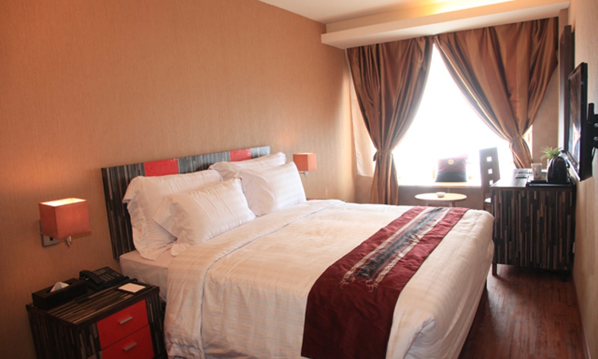 Manado City Centre Hotel | Lion Hotel & Plaza