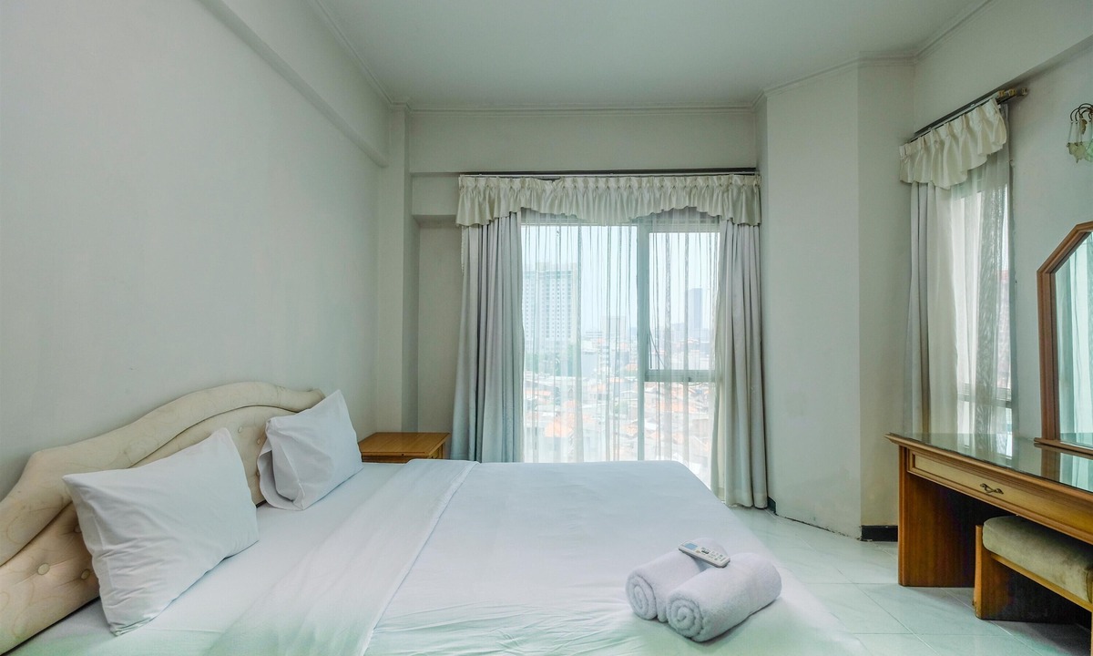 Gambir Apartment | Homey and Spacious 3BR Kondominium Juanda Apartment