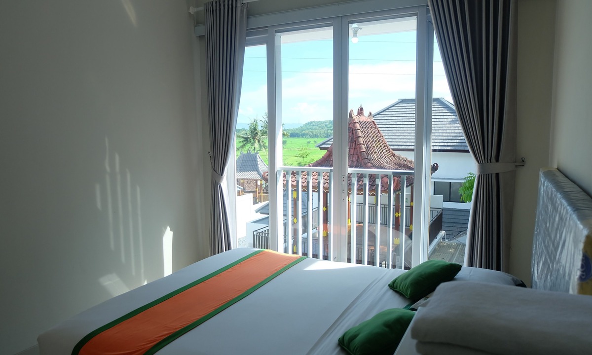 Bangunjiwo Villa | Villa Jogja Grand Bale with Private Pool by Simply Homy