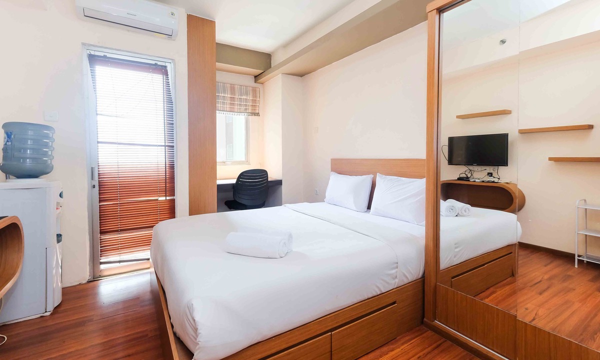 Cipulir Apartment | Homey and Cozy Living Studio at Pakubuwono Terrace Apartment