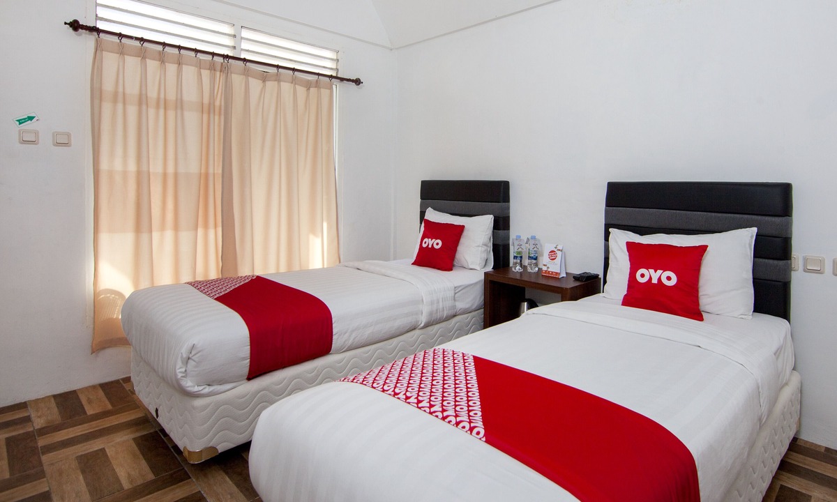 Simanindo Bed & Breakfast | OYO 1812 Dg Inn
