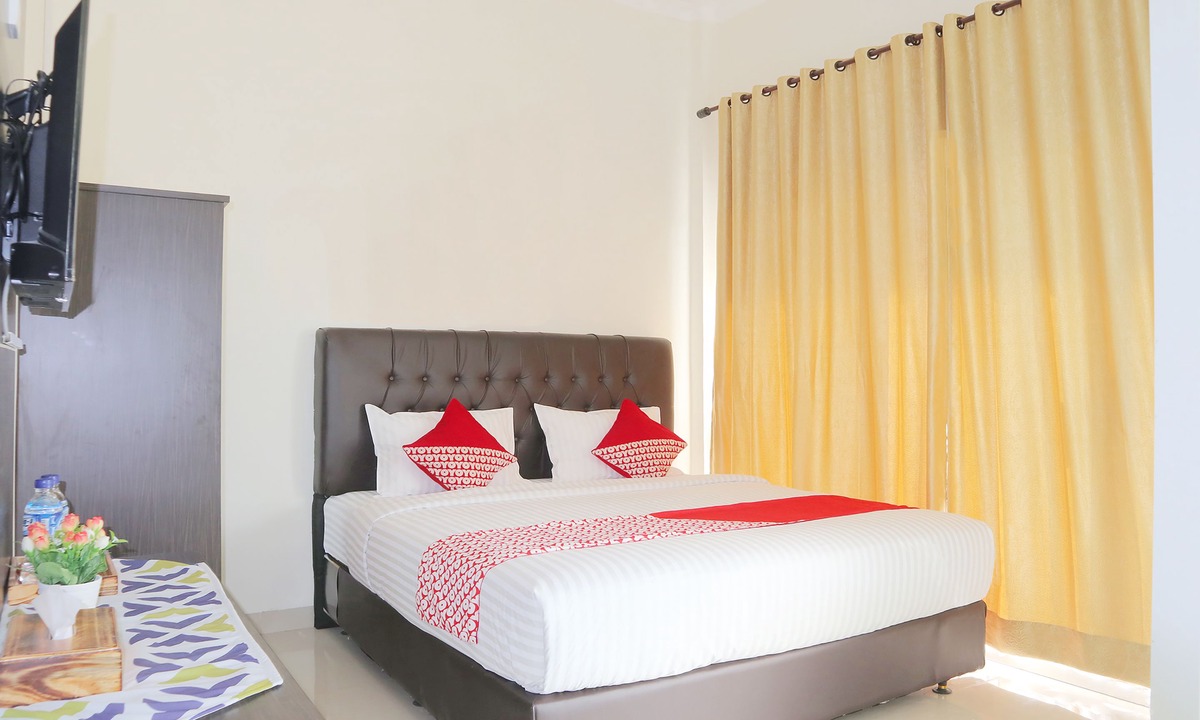Padang Hotel | OYO 1326 Mahakam Guest House