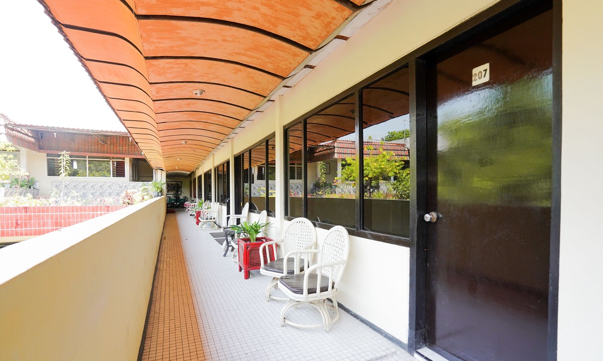 Probolinggo Hotel | Hotel O Tampiarto