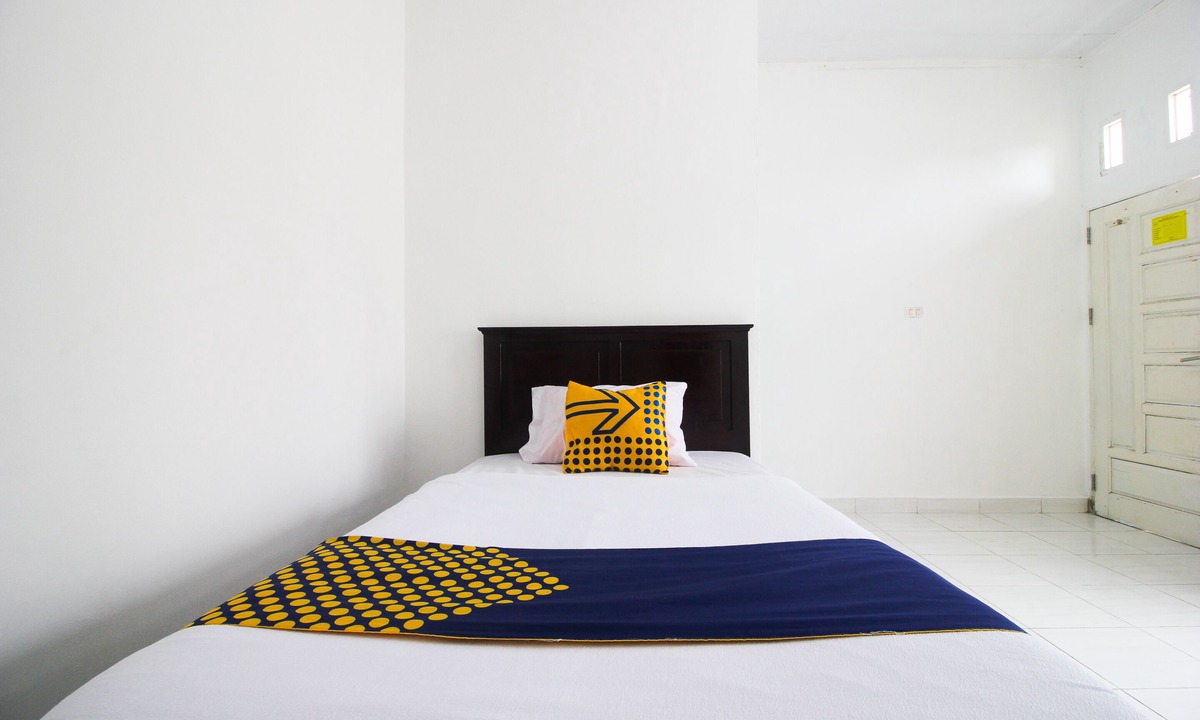 Mandau Hotel | OYO 2592 Homestay Bunda Puja