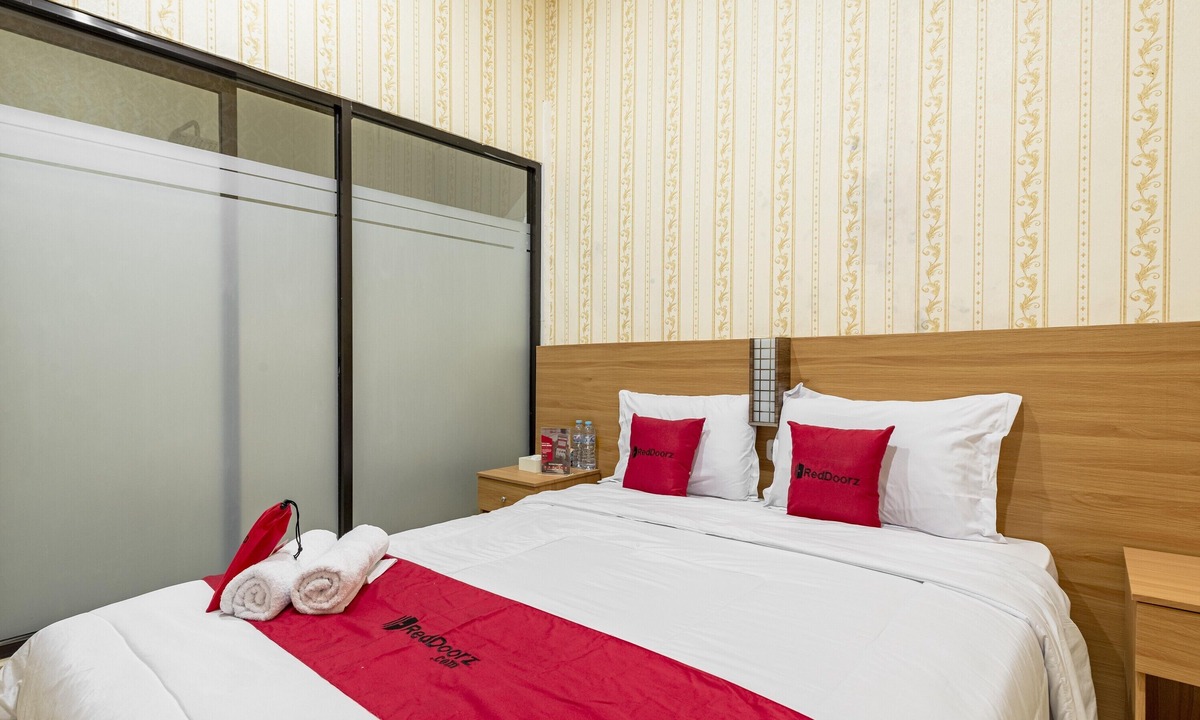 Malang House | RedDoorz Syariah @ Danau Kerinci Sawojajar