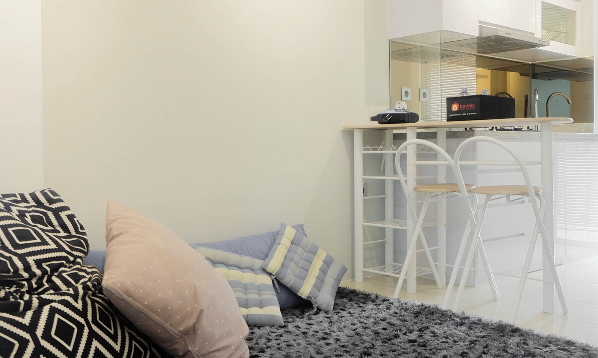 Jatinegara Apartment | Stylish and Modern 2BR Bassura City Apartment