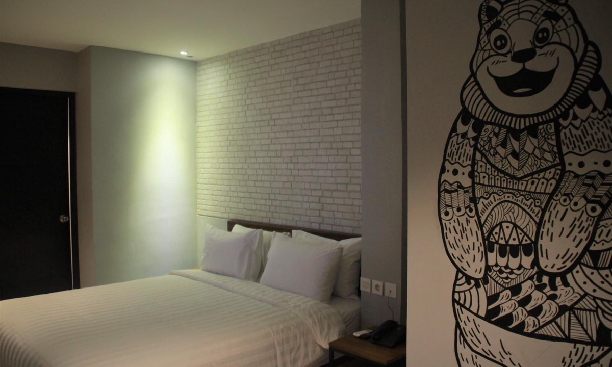Surabaya Cabin | Nite & Day Surabaya - Kedungdoro
