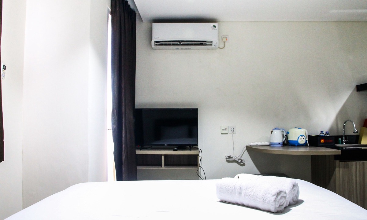 Pondok Aren Apartment | Comfy Studio Room Bintaro Icon Apartment