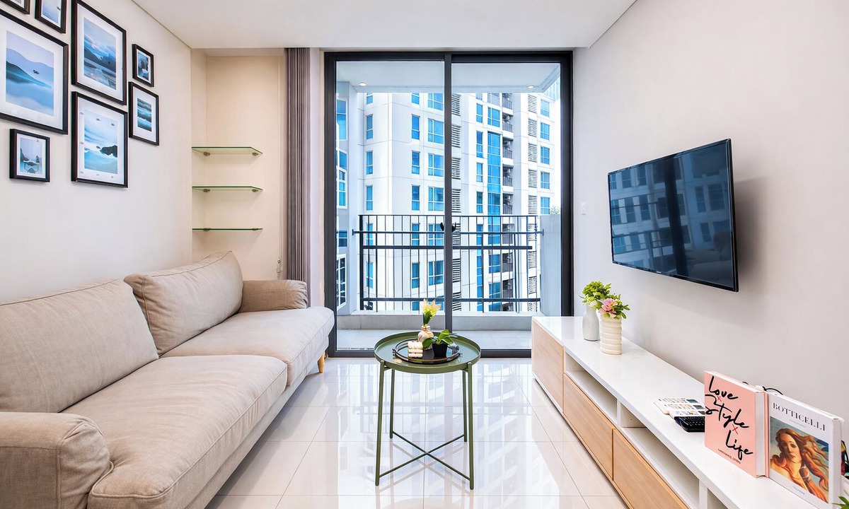 Jakarta Apartment | Chic And Roomy 2Br Space At Apartment Casa Grande Residence