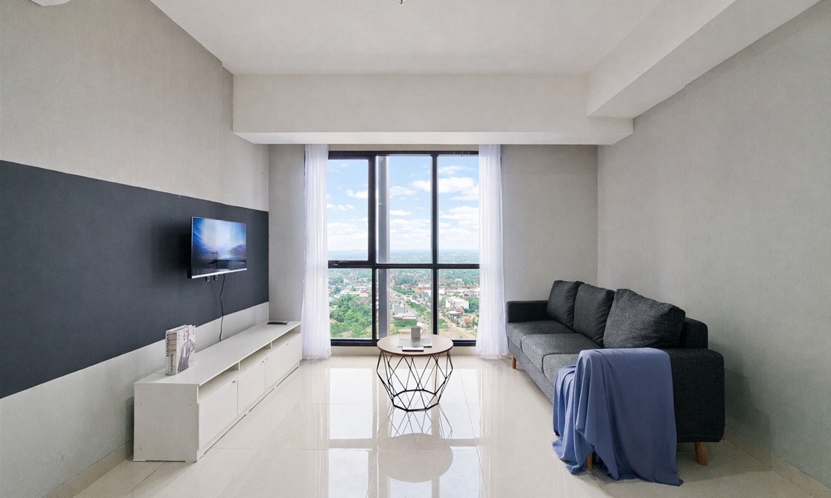 Serpong Apartment | Homey And Spacious 3Br With City View At Apartment The Ayoma
