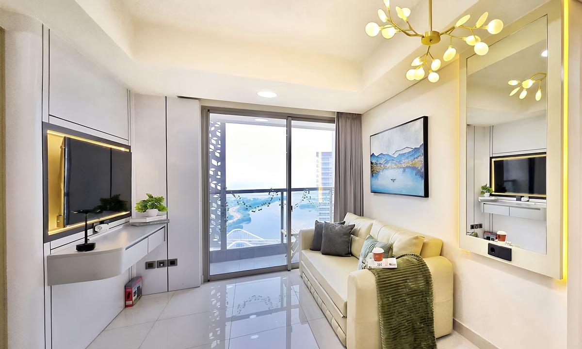 Jakarta Apartment | By The Bay By SanLiving - 3BR - PIK