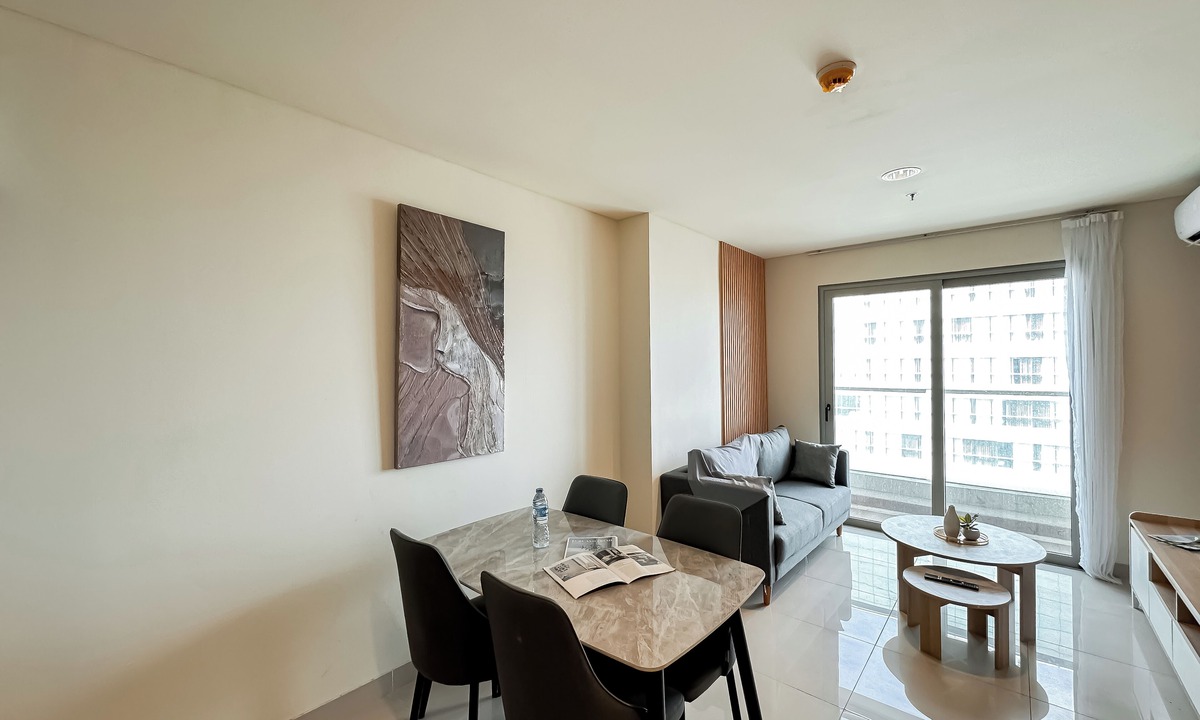 Surabaya Apartment | Lovely And Vibrant 2Br Space At Praxis Apartment