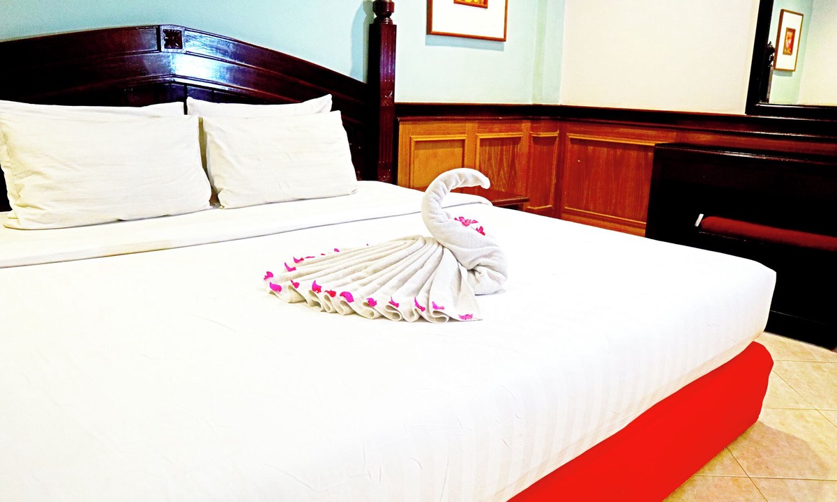 Sidoarjo Hotel | PLUM Prestige Hotel Juanda