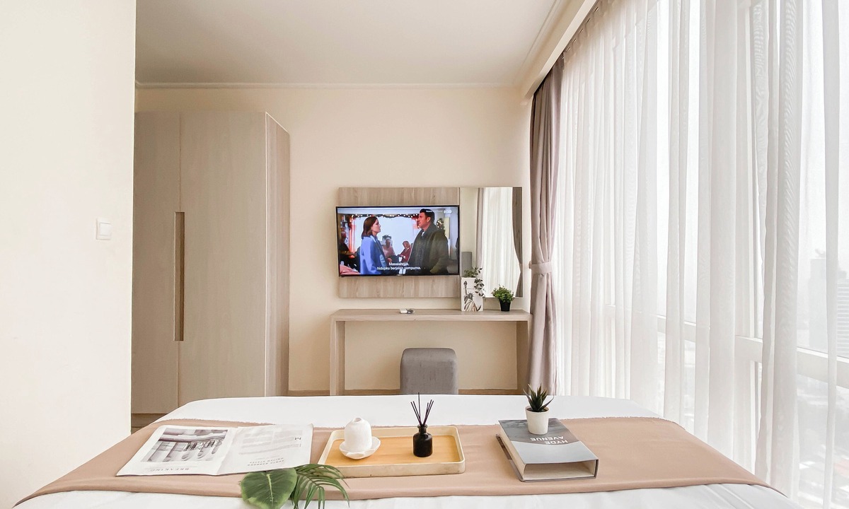 Cikini Apartment | 2Br With Private Lift Near Station At Menteng Park Apartment
