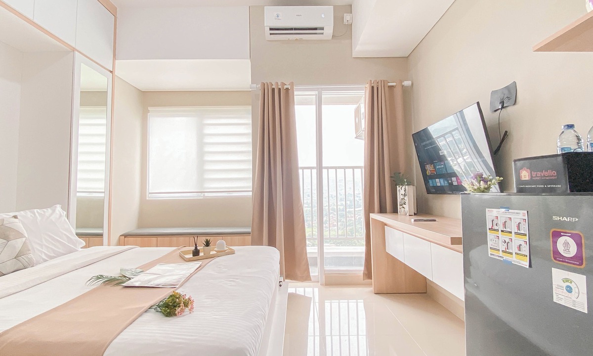 Kedungmanggu Apartment | Soft Ivory Studio At Royal Sentul Park Apartment