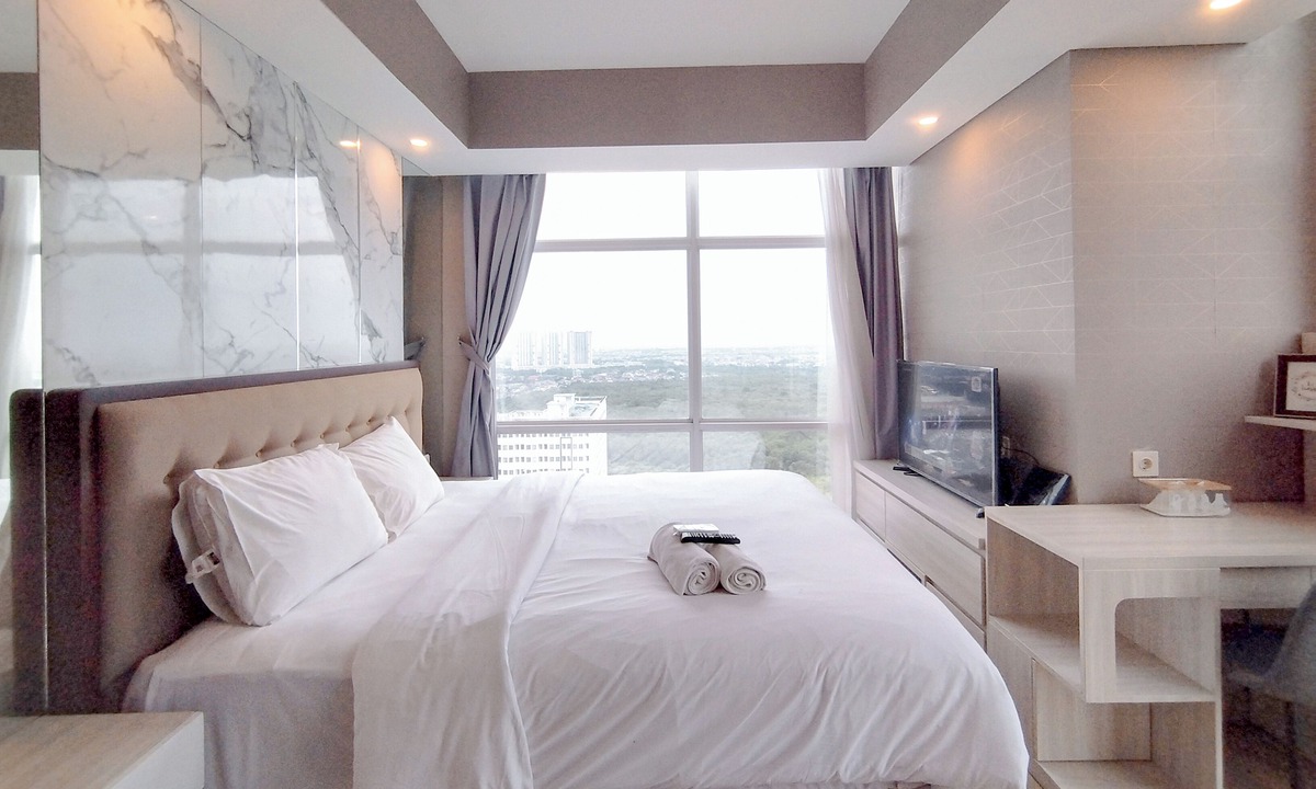 Surabaya Apartment | Spacious 2Br With Extra Room At Grand Sungkono Lagoon Apartment