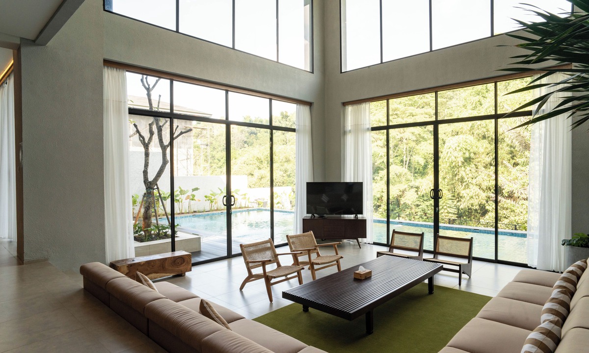 Bandung Villa | Kireina Mori Villa 6BR with heated pool