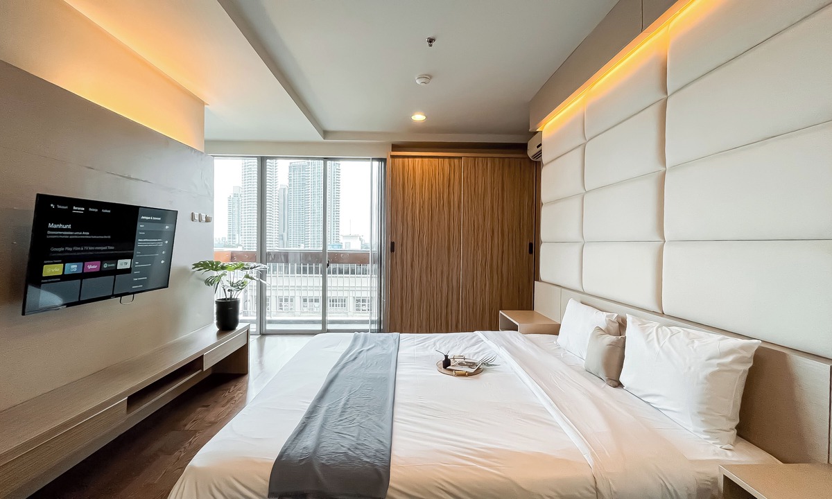 Bangka Apartment | Spacious and Comfy Big Studio Apartment at Kemang Mansion