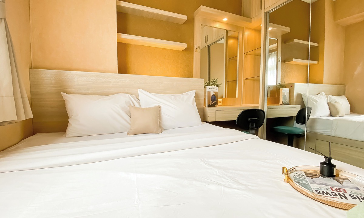 Rawasari Apartment | Comfy 2Br Near Mall At Green Pramuka City Apartment