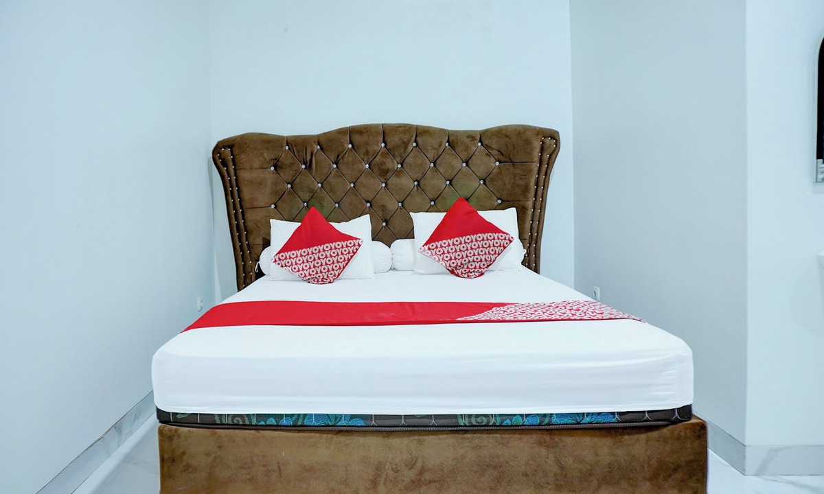 West Cirebon Hotel | Capital O 94491 Family Homestay