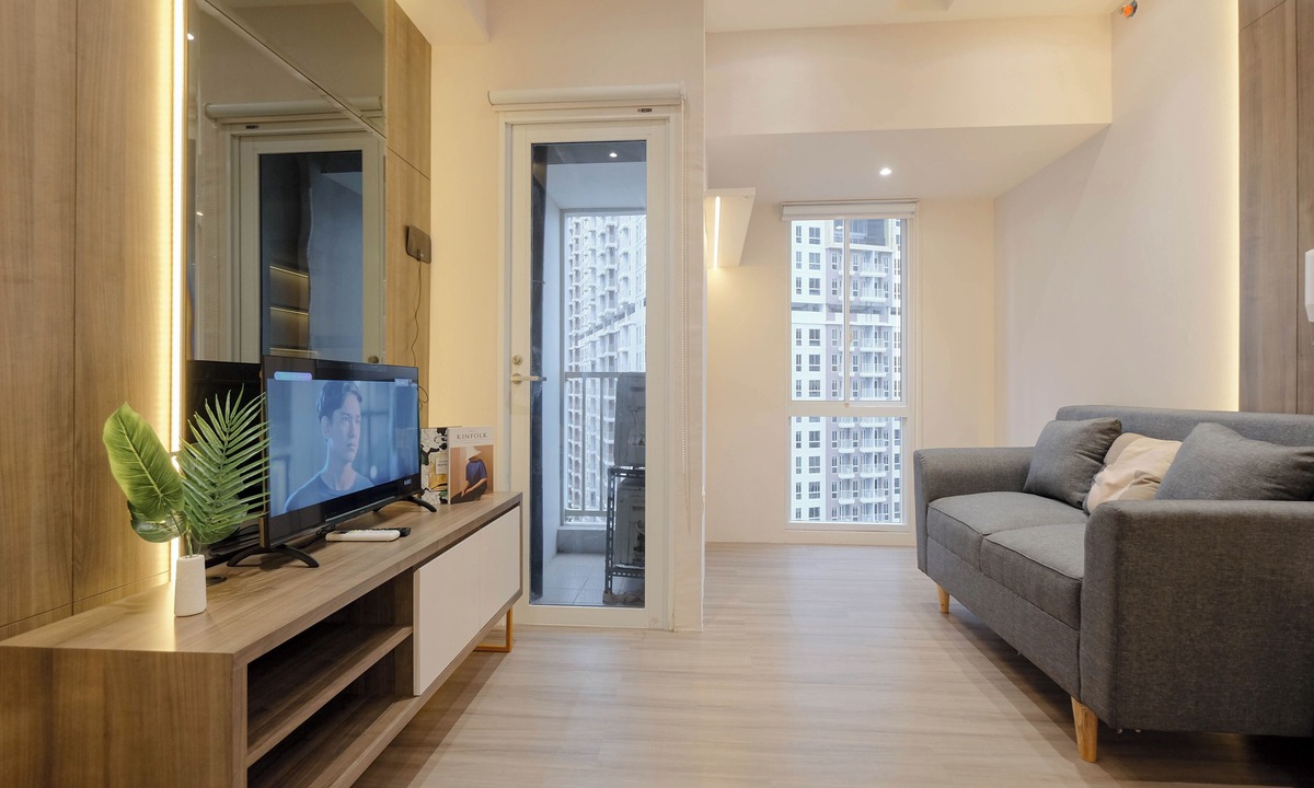 Old Jakarta Apartment | Spacious and Modern 1BR Apartment Tokyo Riverside PIK 2