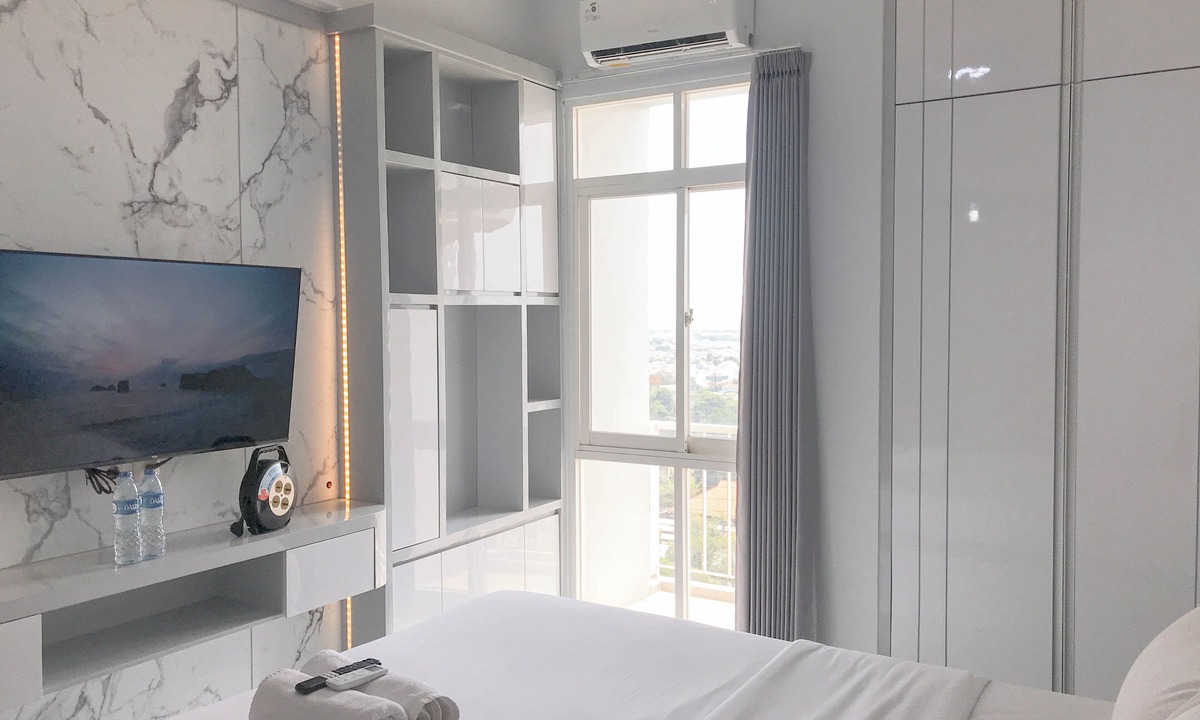 Surabaya Apartment | Wonderful Studio at Bale Hinggil Apartment