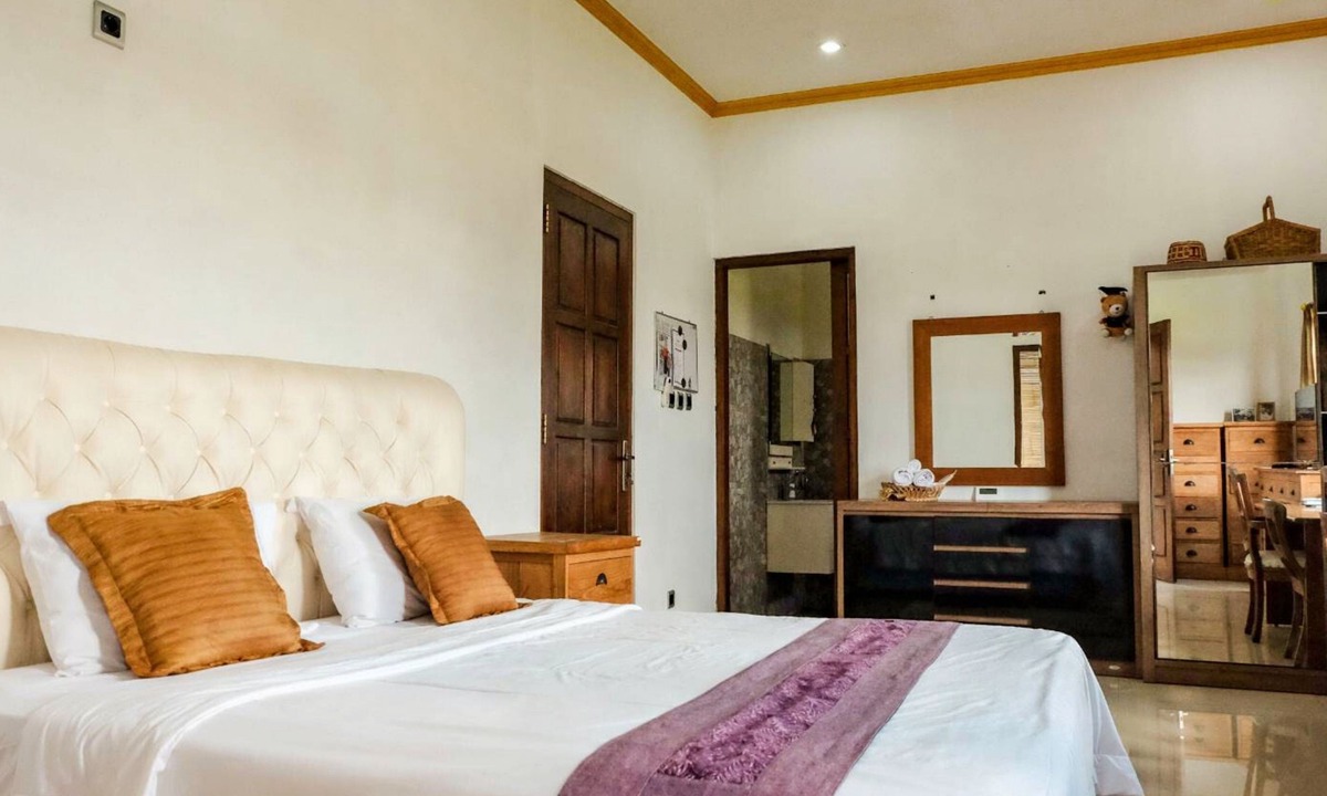 Sleman House | Casamia Homestay