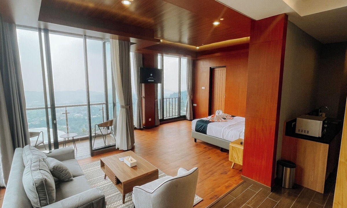 Ciloto Hotel | Damar Langit Resort