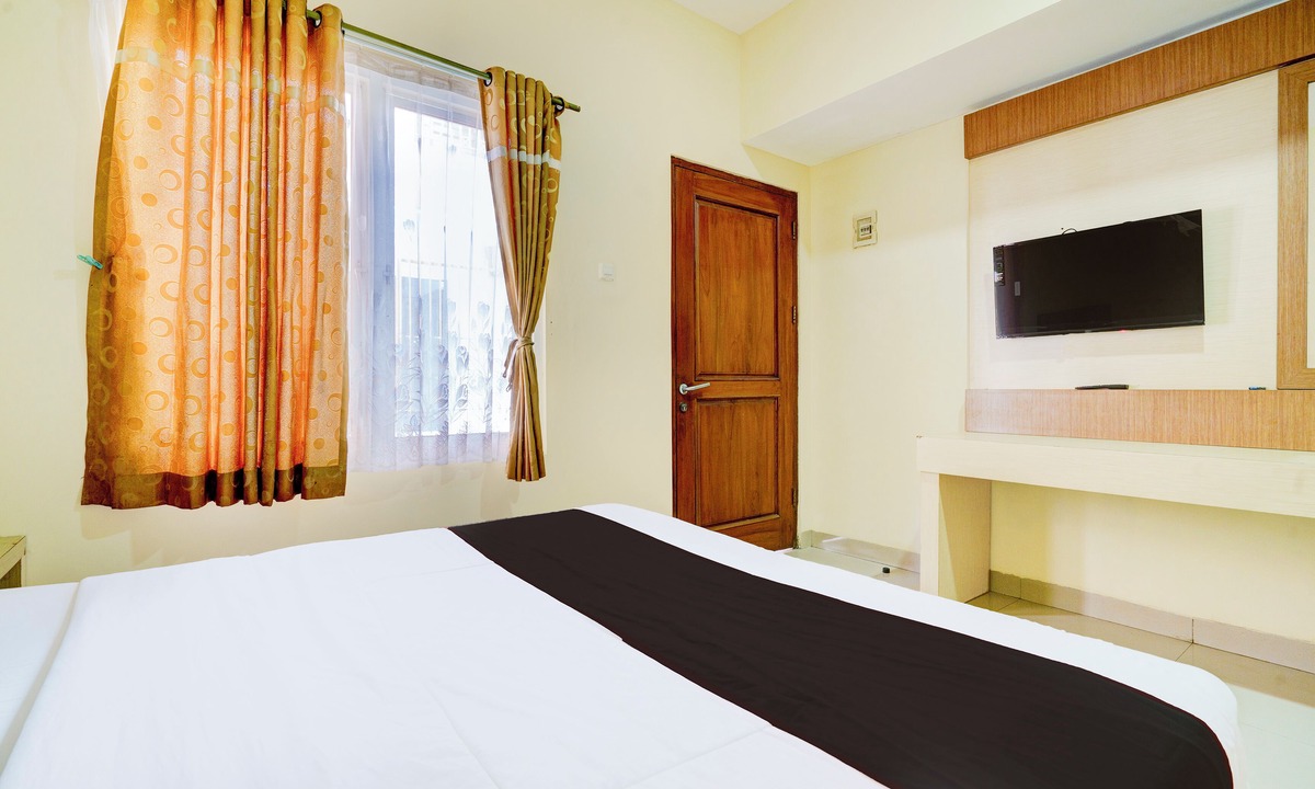 West Cirebon Hotel | Collection O Cirebon Near Grage Mall Cirebon Formerly Rumah Suka