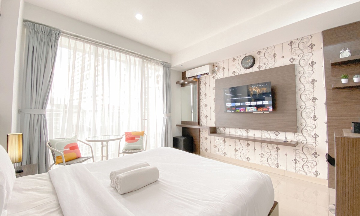 Sukajadi Apartment | Tranquil Studio Room At Dago Suites Apartment