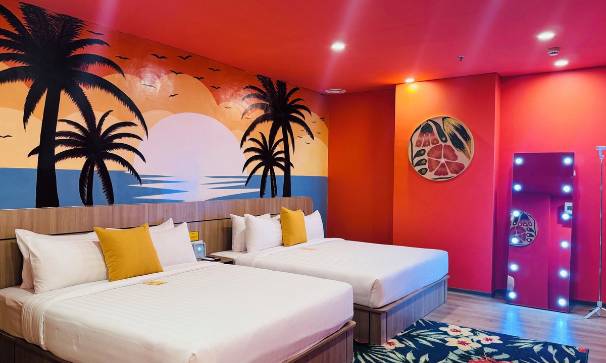 Kramat Jati Hotel | Yellow Bee Resort Cililitan