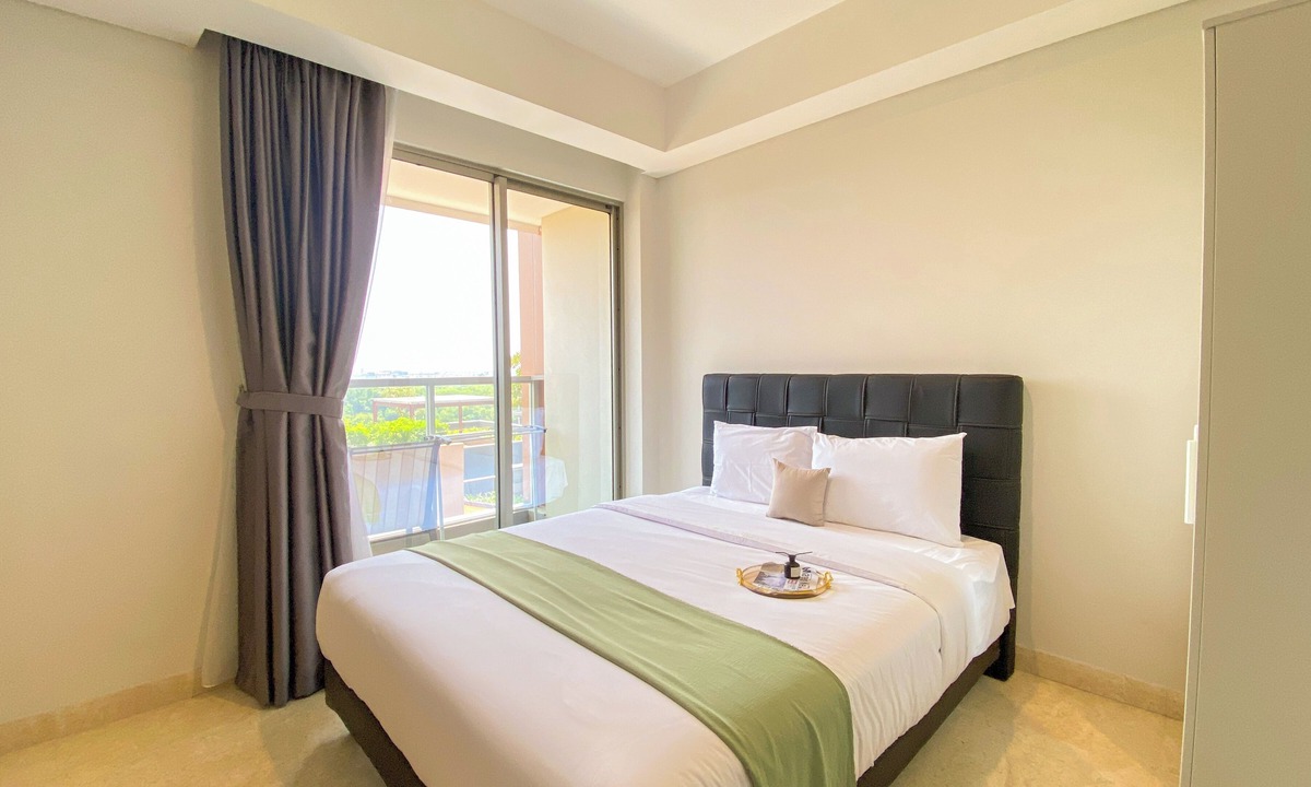 Pantai Indah Kapuk Apartment | Great Location and Homey Studio Gold Coast Apartment near PIK