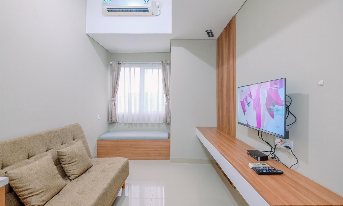 Kedungmanggu Apartment | Modern Look 1BR at LRT City Sentul - Royal Sentul Park Apartment