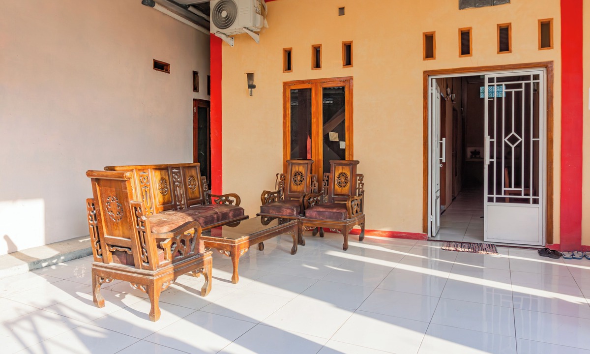 Rajabasa Hotel | OYO 94236 Penginapan Griya Asri Syariah