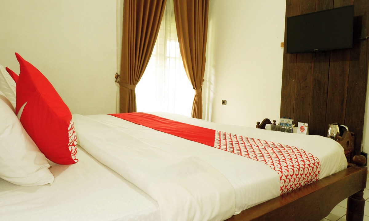 Oro Oro Ombo Hotel | Hotel O Cemara's Homestay