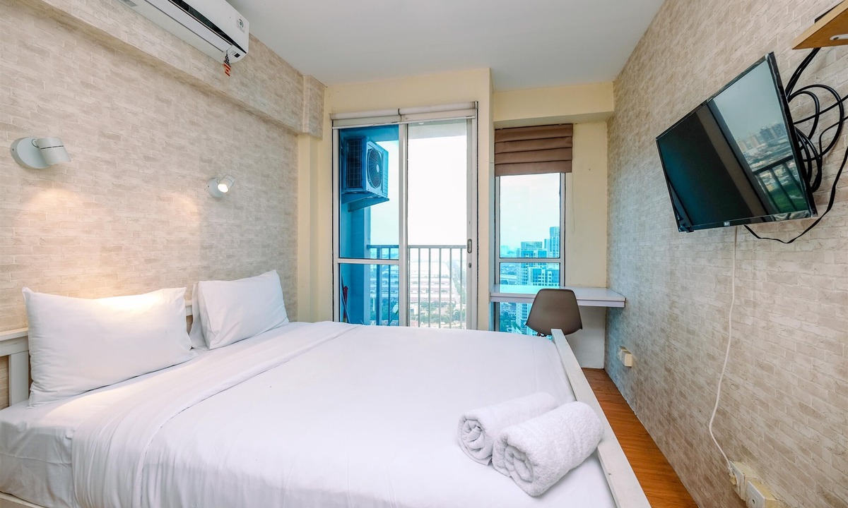 Kayu Putih Apartment | Minimalist Studio With Great City View At Tifolia Apartment