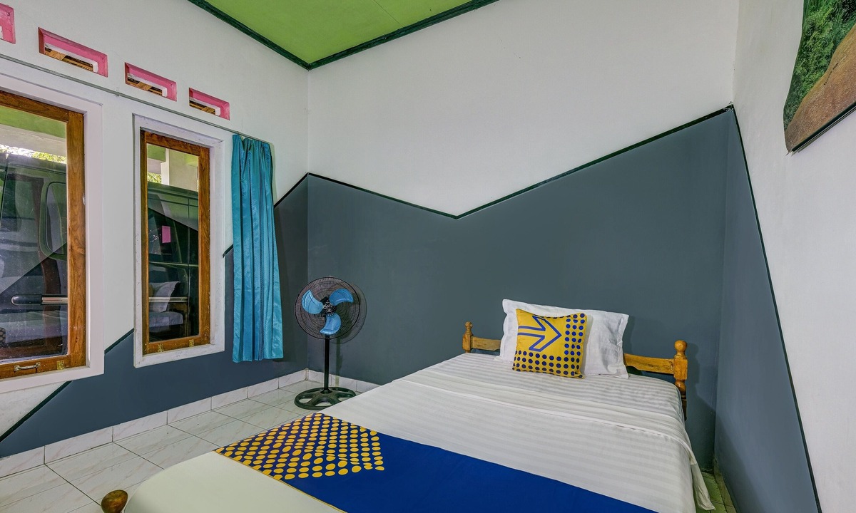 Parapat Hotel | Capital O 93393 Hermina Hotel