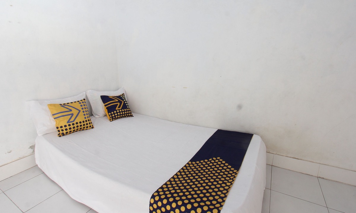 Tanjung Hotel | OYO Life 93153 Kos Jenggala