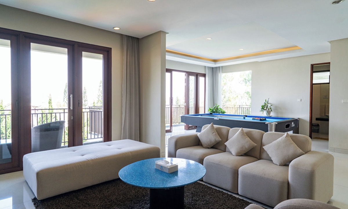 Bandung Villa | Morning Breeze City View 5Br Heated Pool Billiard