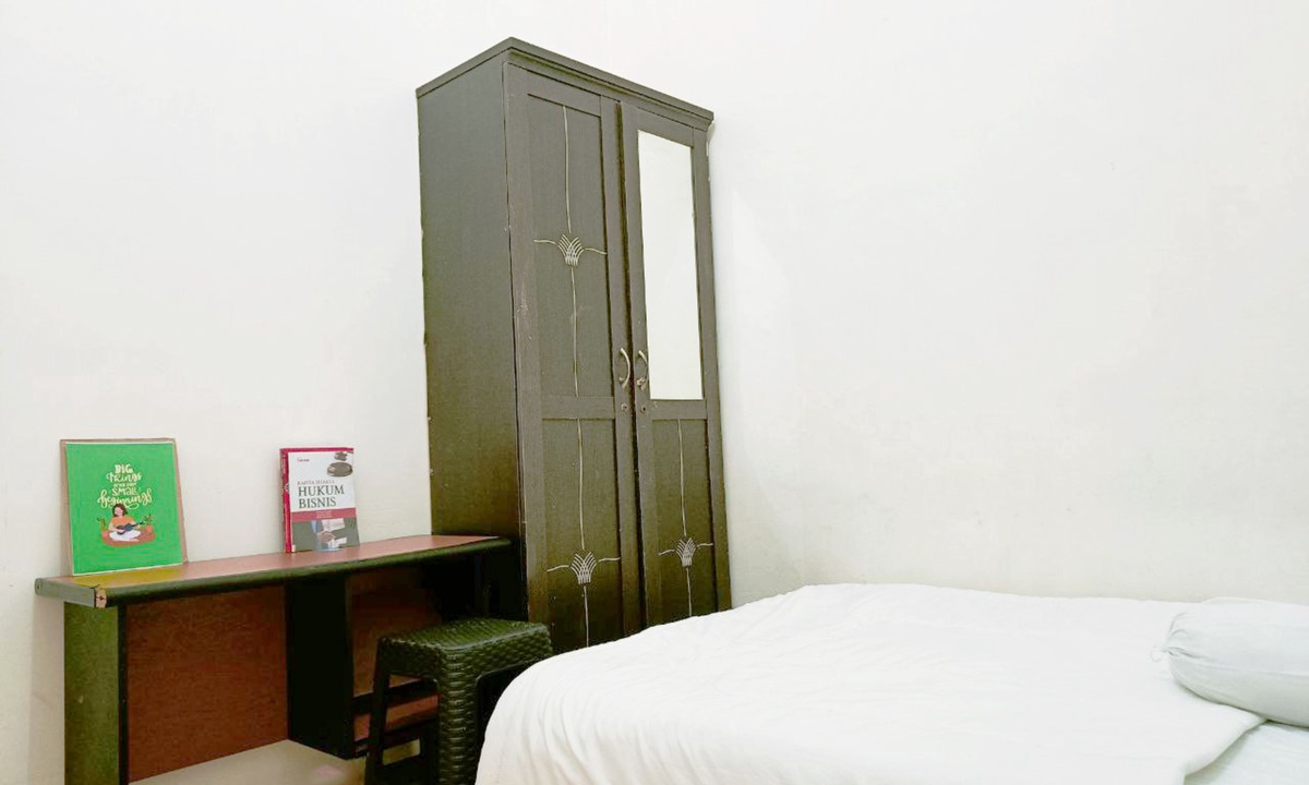 Tanjung Duren Utara House | Kost Griya Hikari by Ecommerceloka