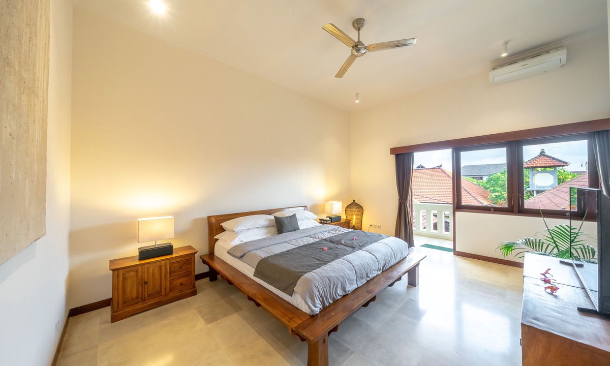 Legian Villa | Villa Amandaru